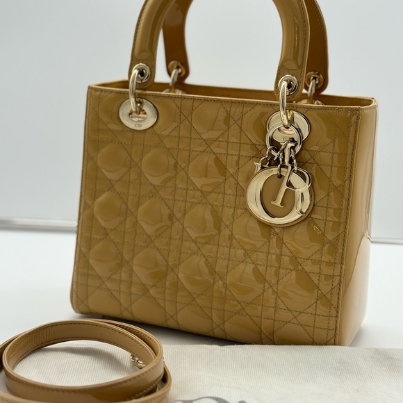 Dior Tan Quilted Handbag Size Medium Patent Leather - Picture 17 of 17